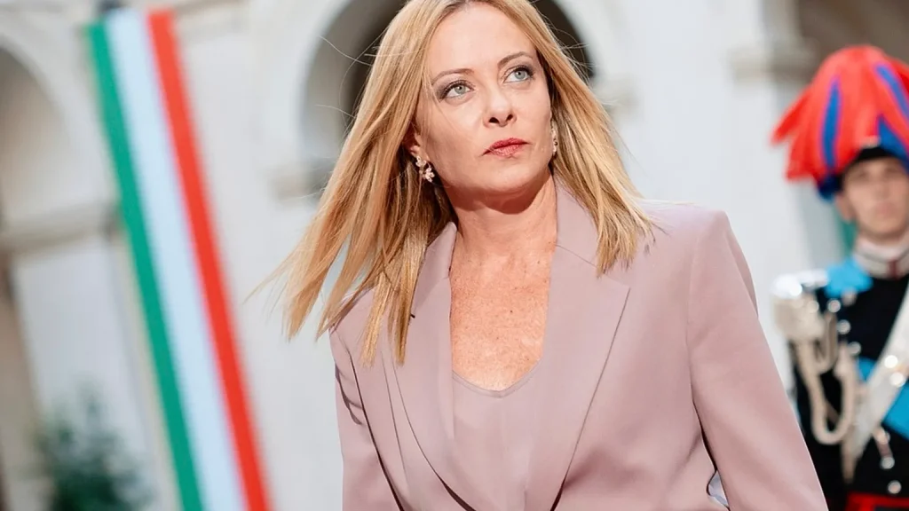 Η Τ.Μελόνι επαναφέρει εθνική θρησκευτική αργία στην Ιταλία