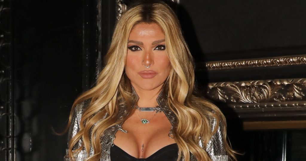 Α.Ηλιάδη για Κ.Γκρέυ: «Έχω συζητήσει το ενδεχόμενο να γίνει σίριαλ η ζωή της γιαγιάς μου και να την υποδυθώ»