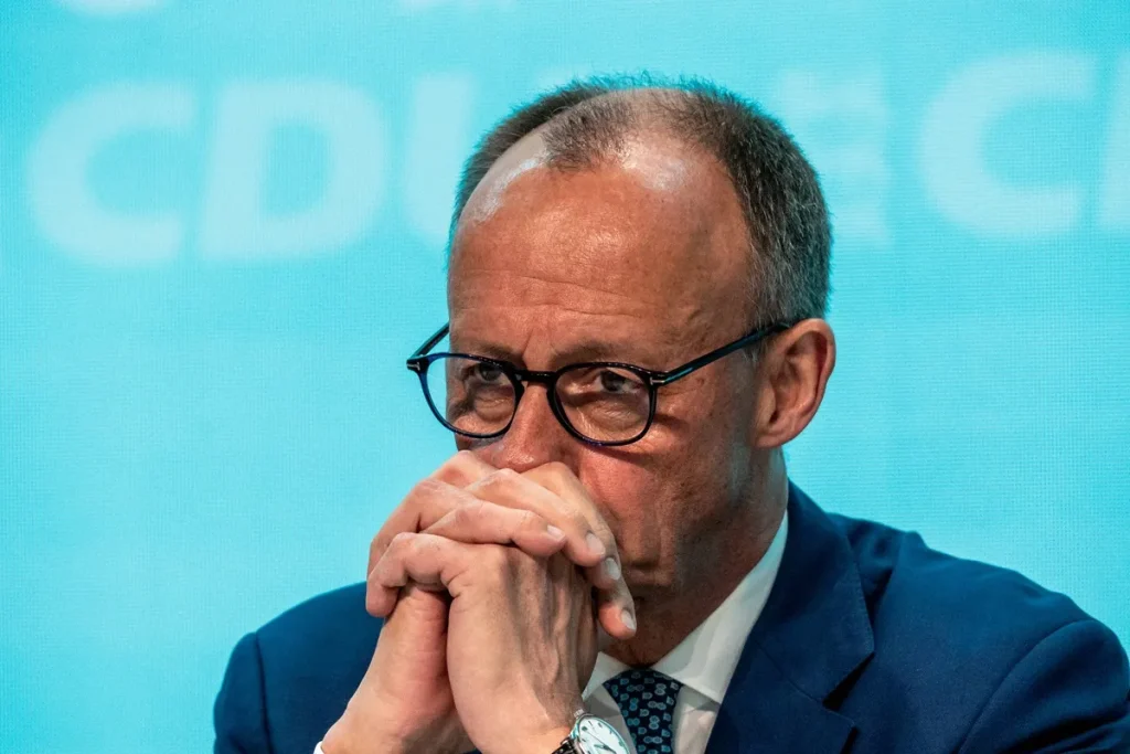 Σε οικονομική περιδίνηση η Γερμανία – Φ.Μερτς: «Αλλαγές διαφορετικά έρχεται η κατάρρευση»