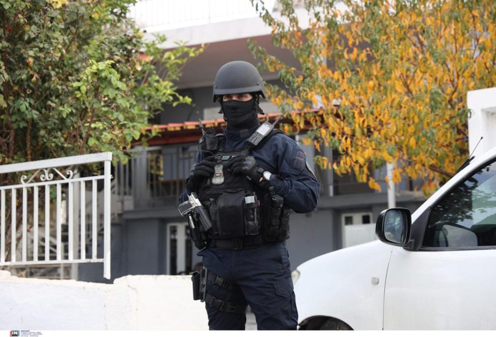 Σωρεία απατών ξεσκεπάστηκε από την Δ.Α.Ο.Ε. σε περιοχές της Αττικής – Συνελήφθησαν τέσσερα άτομα