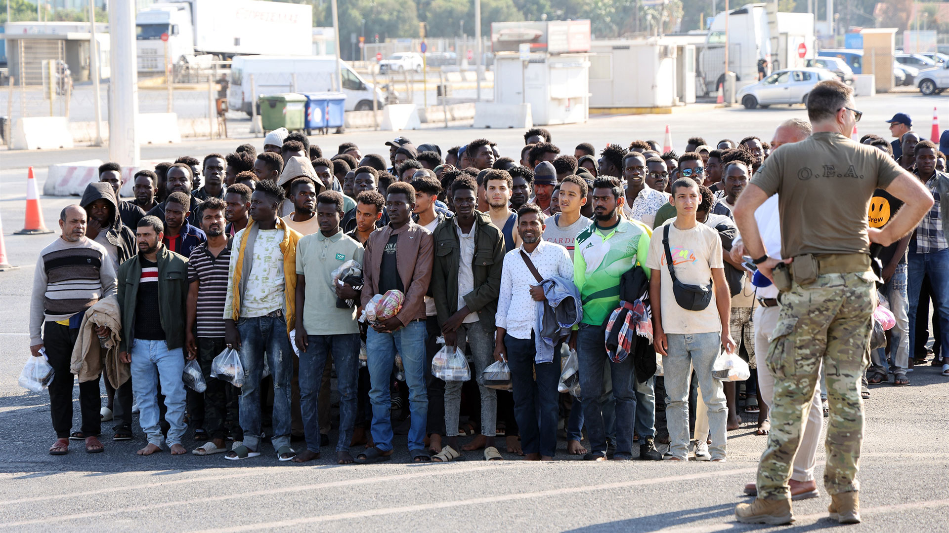 Νέα καραβιά παράνομων αλλοδαπών στη Γαύδο – Πόσοι εντοπίστηκαν από την FRONTEX