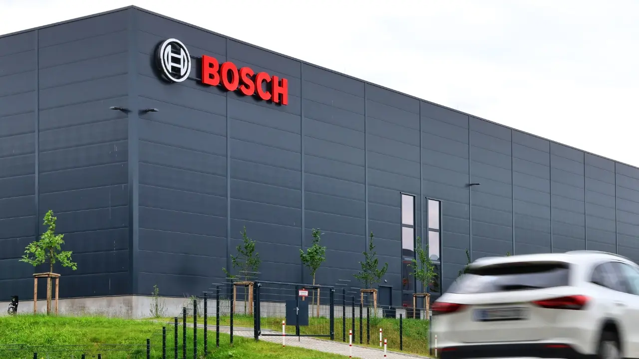 Η γερμανική Bosch πηγαίνει για απολύσεις 13.000 υπαλλήλων