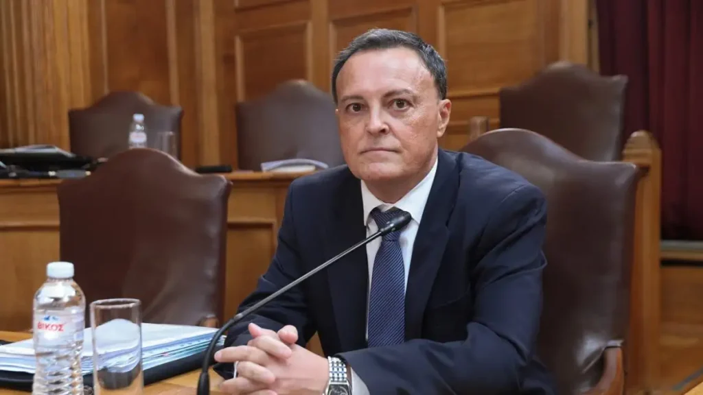 Κ.Μπαμπασίδης κατά Π.Τυχεροπούλου για σκάνδαλο του ΟΠΕΚΕΠΕ: «Κρατούσε κλειδωμένη ντουλάπα με αποδεικτικά στοιχεία»