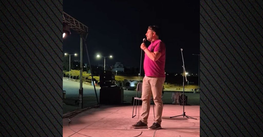 Διαμαρτύρεται ο Πάρις Ρούπος για την απόλυσή του από την Pizza Fan μετά τα… «αστεία» του για την ελληνική σημαία