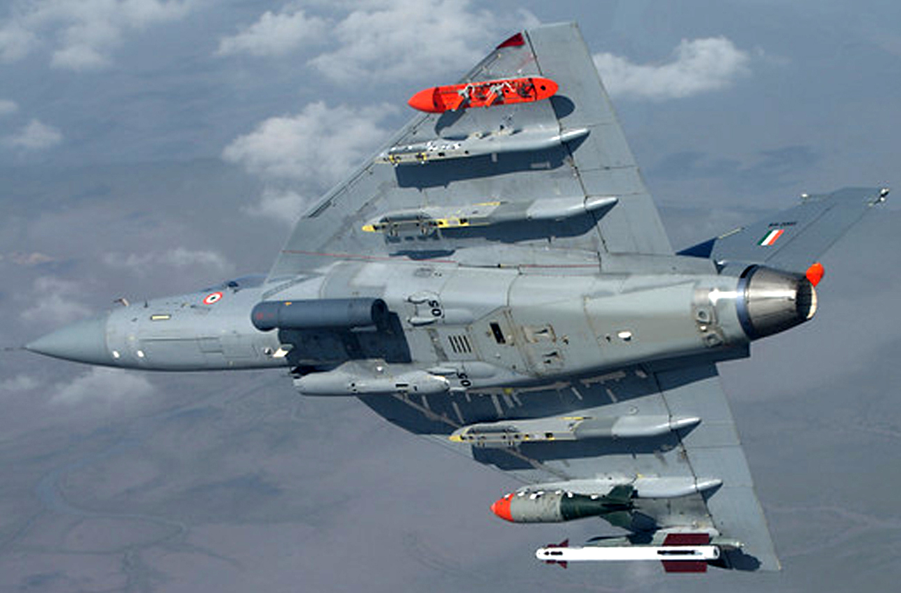 Η Ινδία υπέγραψε συμφωνία 7 δισεκατομμυρίων δολαρίων για την προμήθεια 97 Tejas Mk-1A