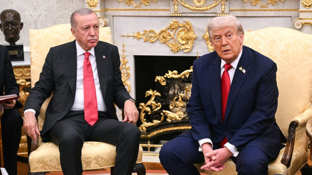 Εξαιρετική η συνάντηση Τραμπ – Ερντογάν δήλωσε ο πρέσβης των ΗΠΑ στην Τουρκία – Τι είπε για την Κ.Γκιλφόιλ