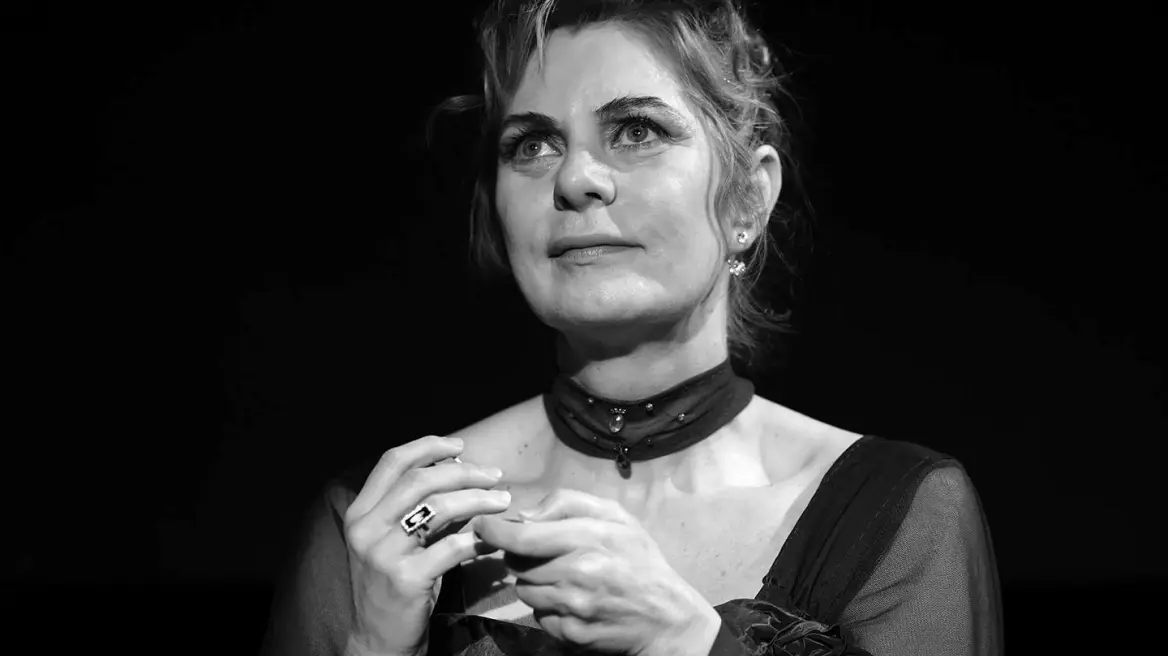 Αννέτα Παπαθανασίου για Χρύσα Σπηλιώτη: «Μια τσιγγάνα είχε προβλέψει πως θα πεθάνει νωρίς σε δυστύχημα»