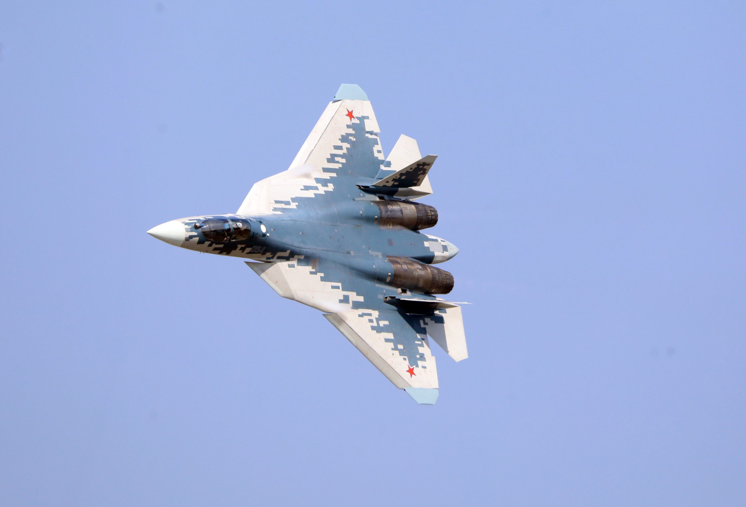 Times of India: Η ινδική Αεροπορία προχωρά σε παραγγελία 140 Su-57 μετά την αποτυχία των Rafale