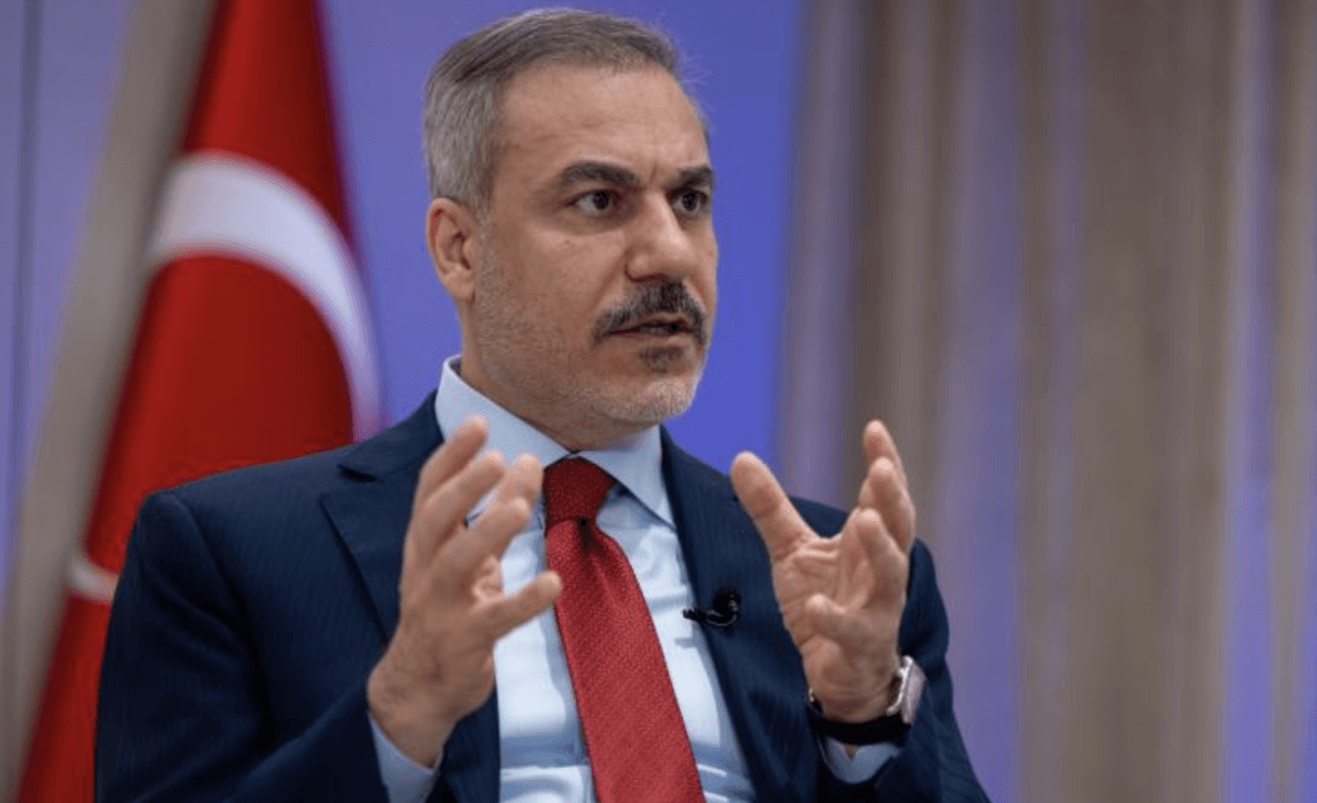 Τούρκος ΥΠΕΞ Χ.Φιντάν: «Στην Ελλάδα καταπιέζουν τους Τούρκους σε Δ.Θράκη & Δωδεκανήσα – Θα τους υπερασπιστούμε»!