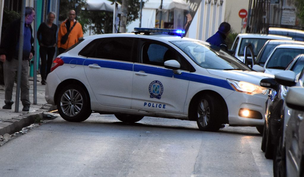 Συνελήφθη ανήλικη στη Θεσσαλονίκη που έκλεψε δίκυκλο όχημα – Σχηματίσθηκε δικογραφία και σε βάρος της μητέρας της