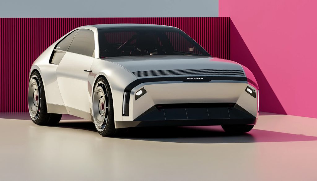 Škoda 110 R: Το θρυλικό πισωκίνητο κουπέ επιστρέφει ψηφιακά