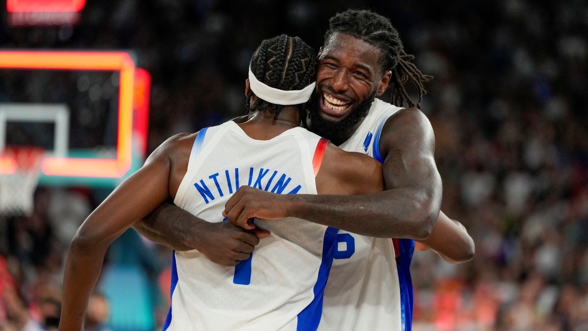 Το δηκτικό σχόλιο του Ματίας Λεσόρ στον Φρανκ Νιλικίνα για την μεταγραφή του στον Ολυμπιακό: «Λάθος χρώμα» (φωτο)