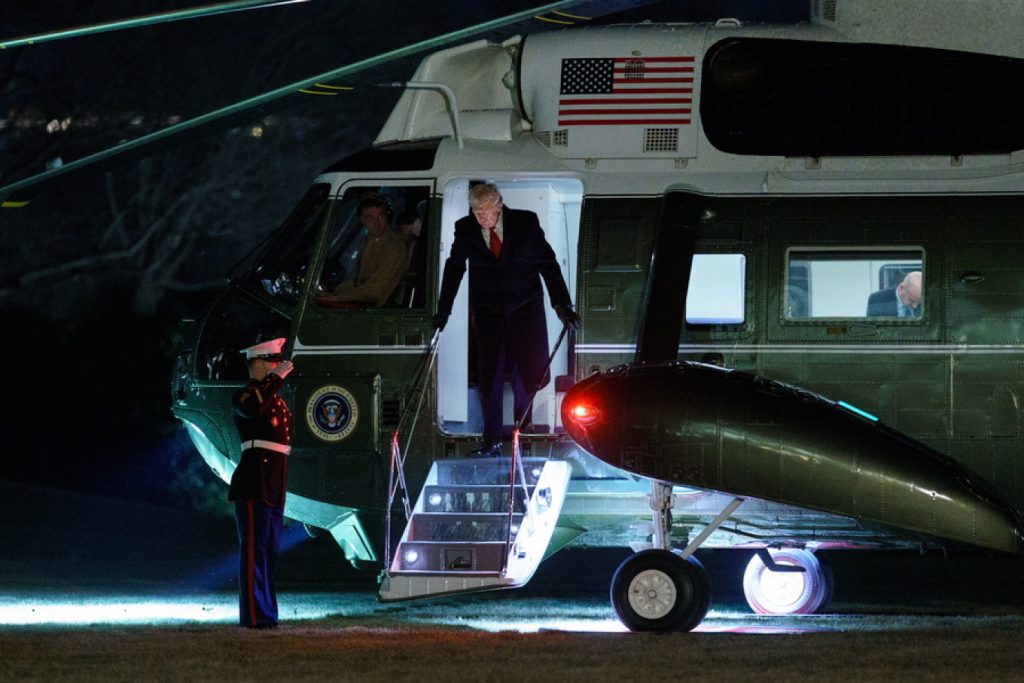 Ντόναλντ Τραμπ για το μακελειό σε εκκλησία του Μίσιγκαν: «Φρικτή επίθεση κατά των Χριστιανών»