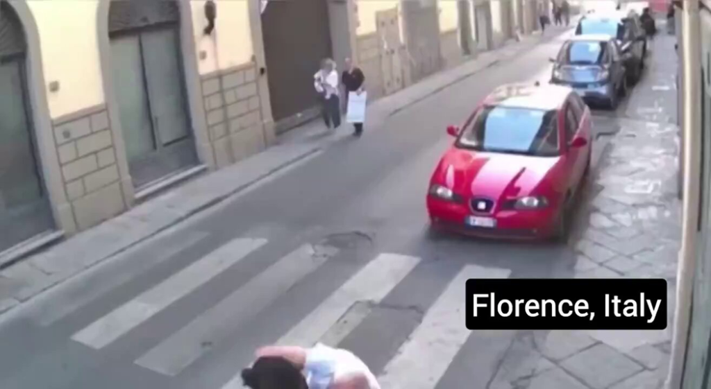 Βίντεο: 91χρονος δέχθηκε άγρια επίθεση από Αφρικανό στη Φλωρεντία