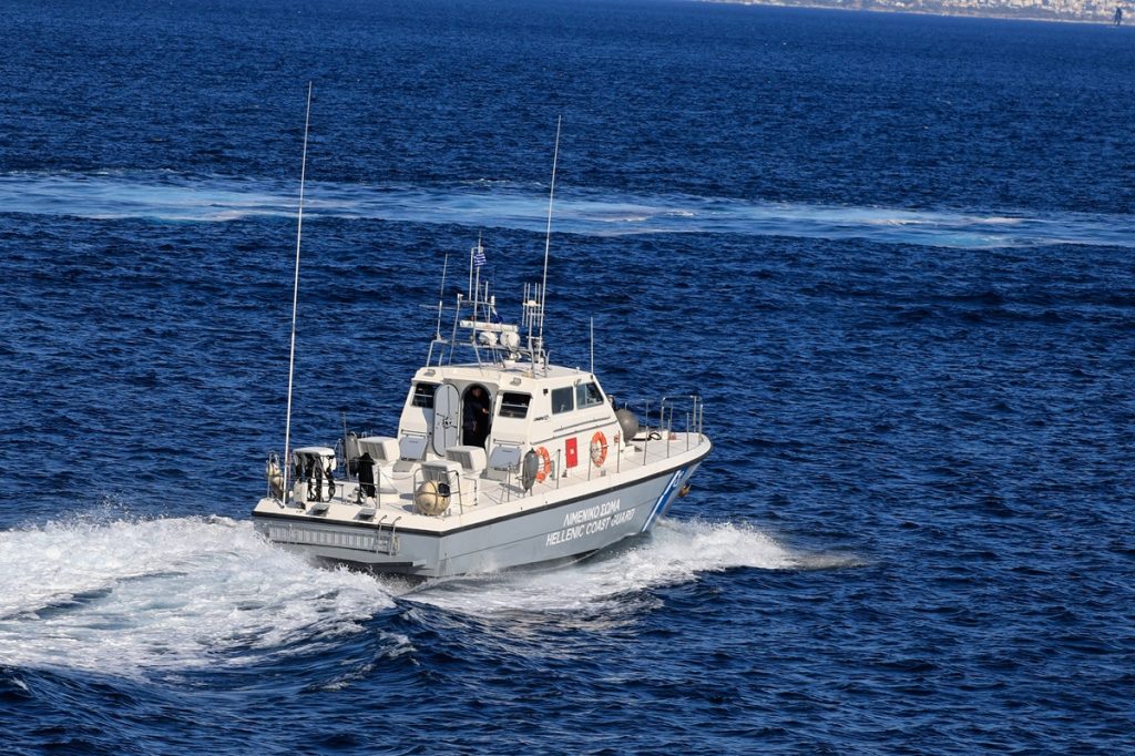 Επιχείρηση διάσωσης 69 παράνομων μεταναστών ανοικτά της Γαύδου