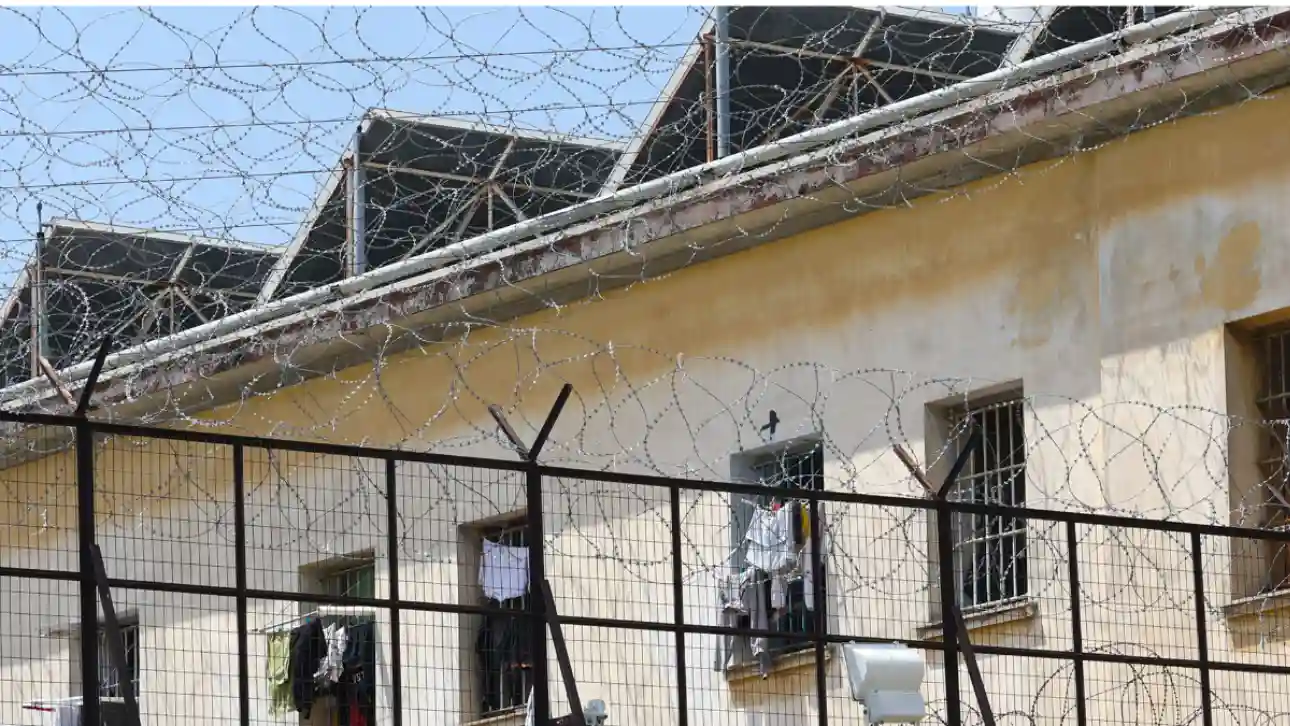 Αναστάτωση στις φυλακές της Κασσαβέτειας: Κρατούμενοι επιτέθηκαν σε σωφρονιστικούς υπαλλήλους