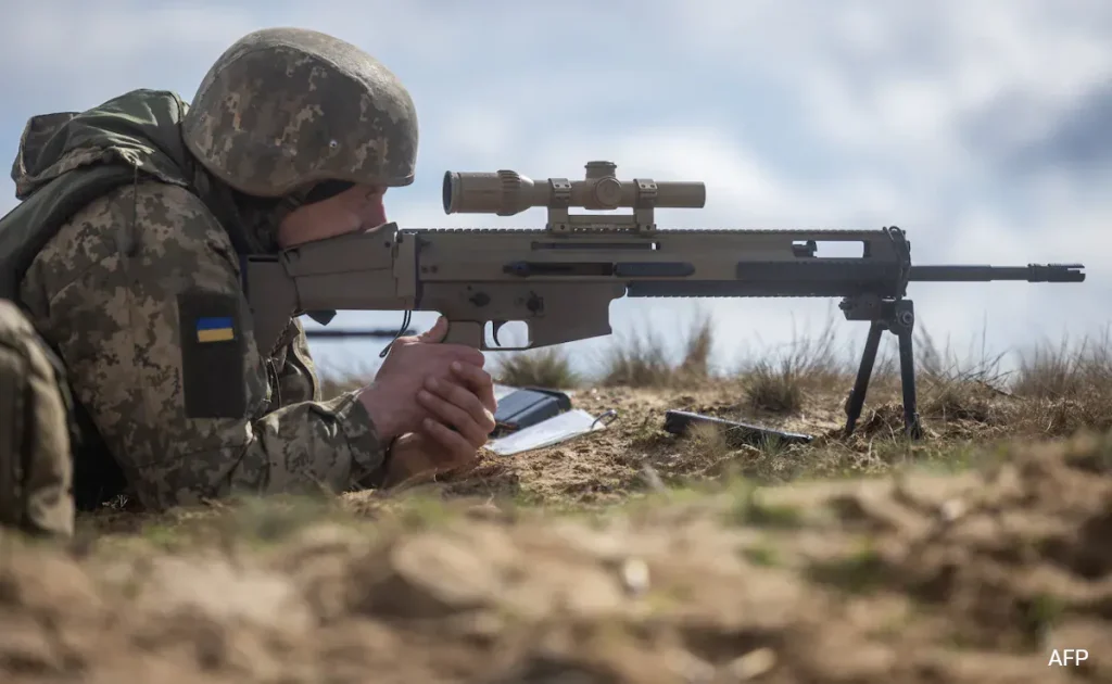 Βίντεο: Η στιγμή που ουκρανικές ειδικές δυνάμεις ανατινάζουν αντισυνταγματάρχη σε δρόμο βαθιά μέσα στην Ρωσία