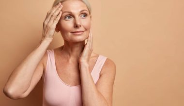 Νέα μελέτη αποκαλύπτει: Ποιες είναι οι δύο φάσεις στη ζωή μας που γερνάμε ραγδαία