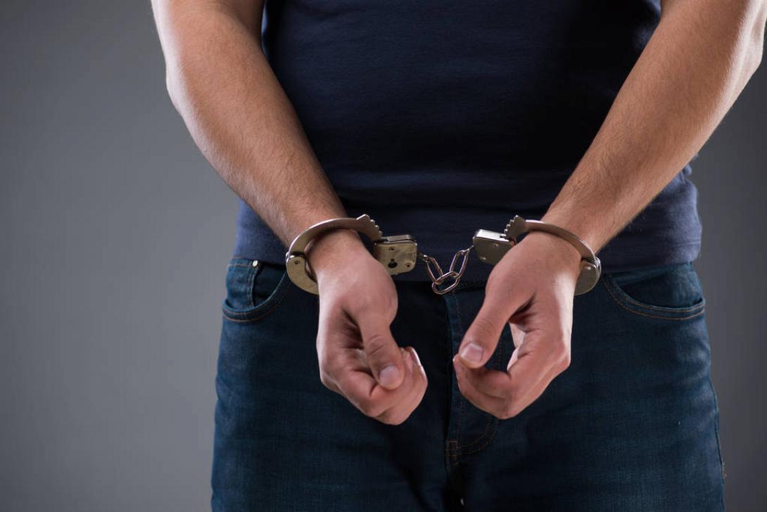 Ηράκλειο: Συνελήφθη 35χρονος που επιτέθηκε στην μητέρα του – Την άρπαξε από τα μαλλιά και της ζήτησε χρήματα