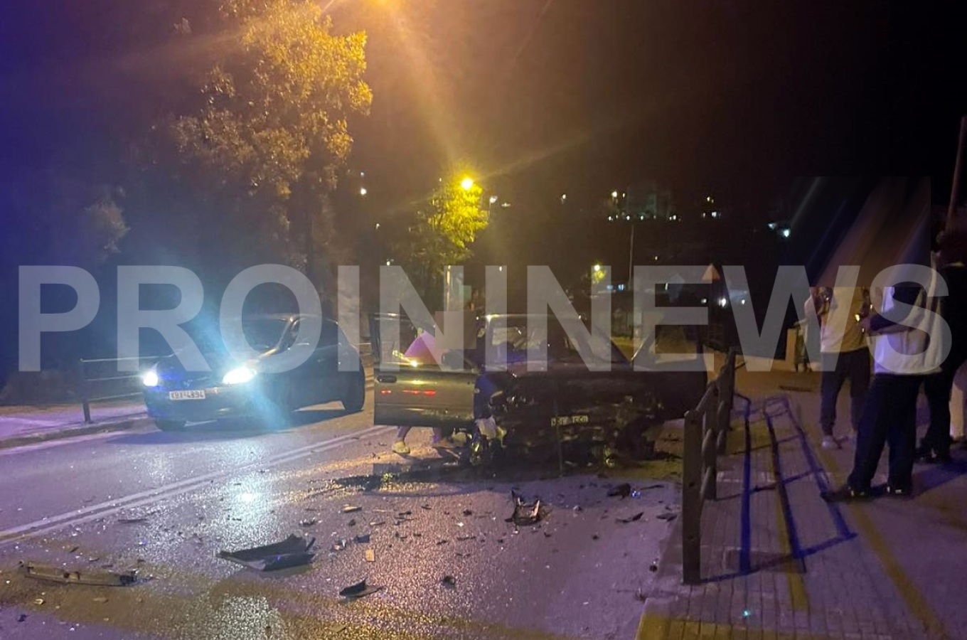 Σφοδρή σύγκρουση αυτοκινήτων στην Καβάλα: Τραυματίστηκαν 4 άτομα, ανάμεσα τους και ένα παιδί (φωτο)