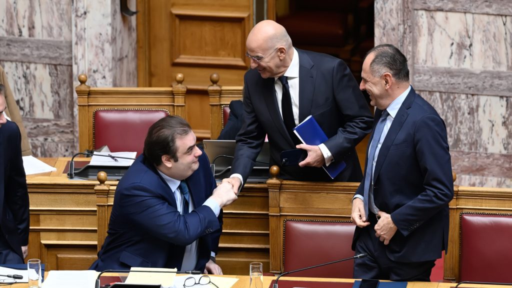 Αυτοί είναι οι δύο δημοφιλέστεροι υπουργοί της κυβέρνησης – Τι έδειξε δημοσκόπηση της ALCO