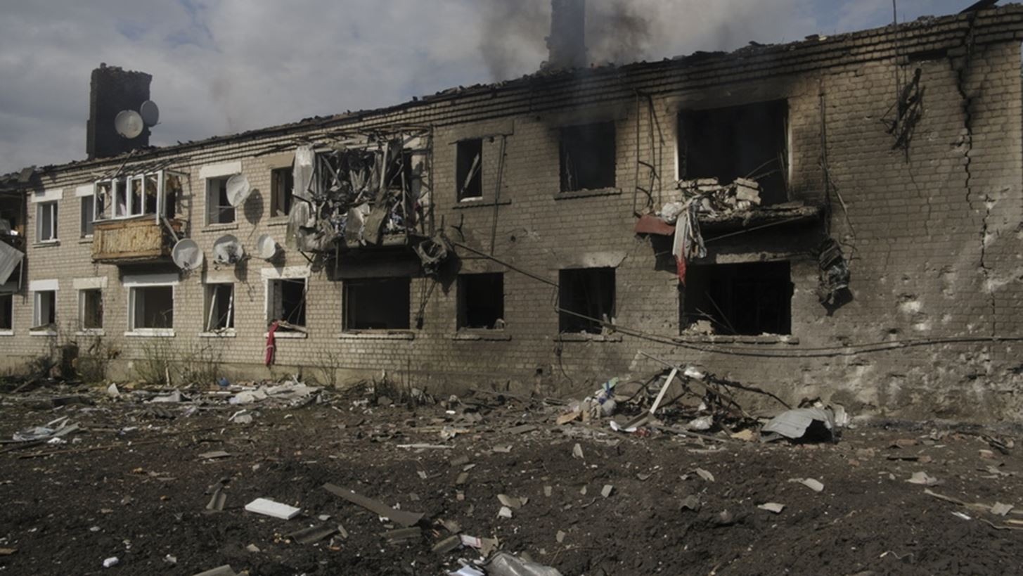 Μαζικά ρωσικά πλήγματα σε ενεργειακές υποδομές στην Ουκρανία (βίντεο)