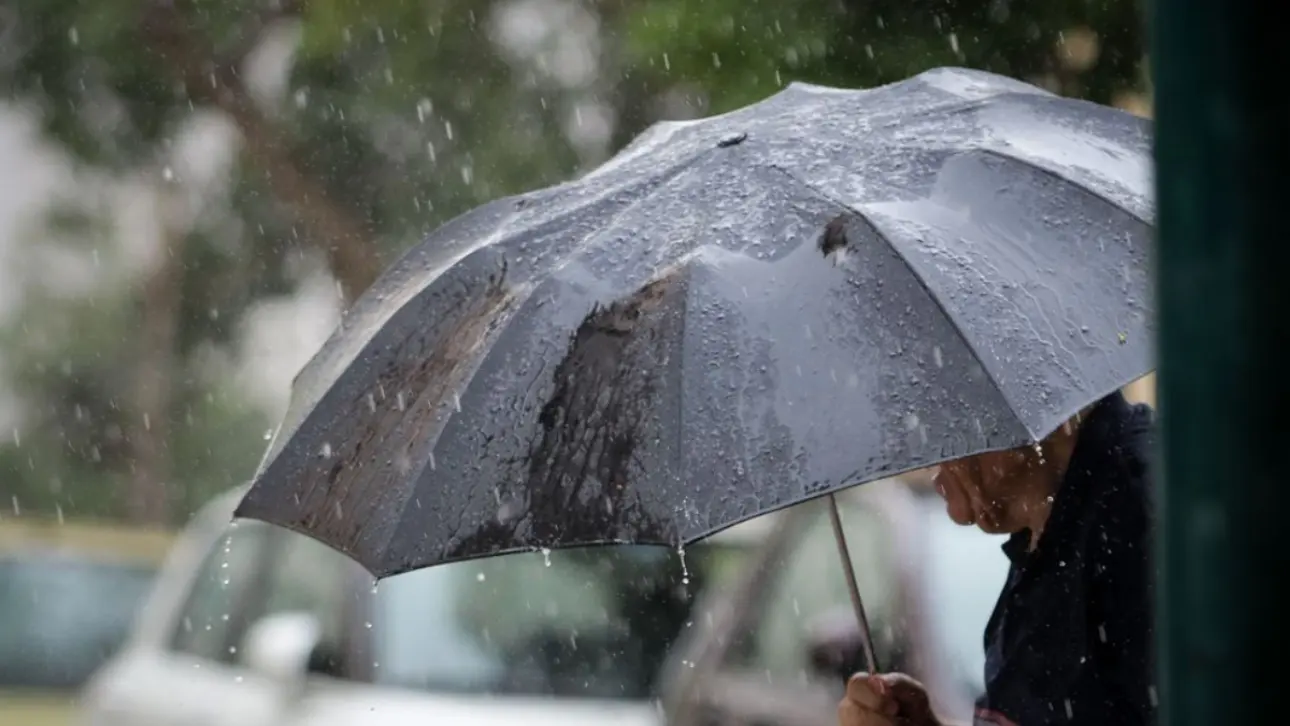 Μήνυμα του 112 για ισχυρές βροχές και καταιγίδες σε νησιά Ιονίου, Αχαΐα, Μεσσηνία και Ηλεία