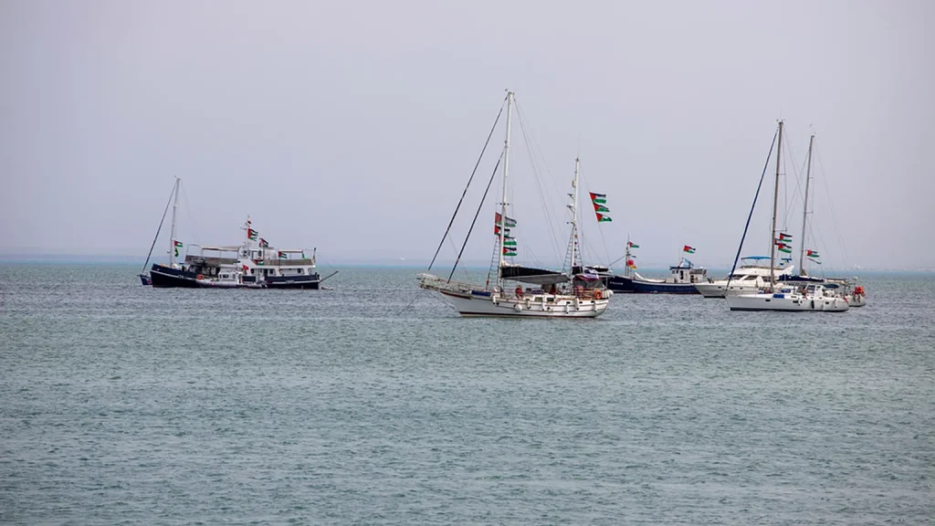 Ισραήλ: «Αναχαιτίσαμε όλα τα σκάφη του στολίσκου – Οι συλληφθέντες θα απελαθούν» – Ανάμεσά τους 27 Έλληνες