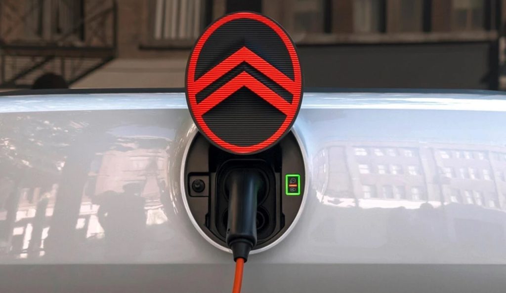 Citroën 2CV: Eπιστρέφει ως ηλεκτρικό E-Car το 2028;