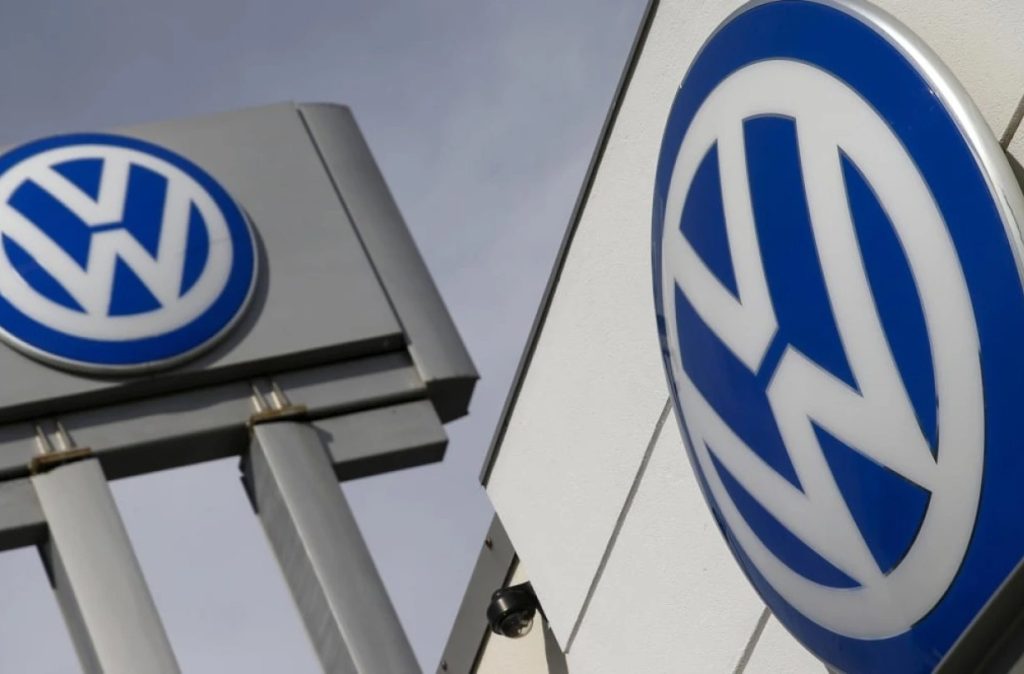 Volkswagen: Απέλυσε εκατοντάδες… κοπανατζήδες!