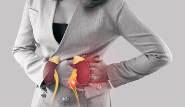 Δείτε πώς συνδέονται οι πέτρες στα νεφρά με την εργασία σε βάρδιες – Τι έδειξε έρευνα