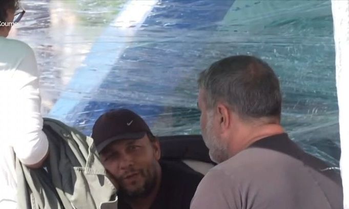 Β.Μπισμπίκης: Στο «πλευρό» του Π.Ρούτσι στο Σύνταγμα – «Ήθελε να δει εμένα και τη Δ.Βανδή» (βίντεο)