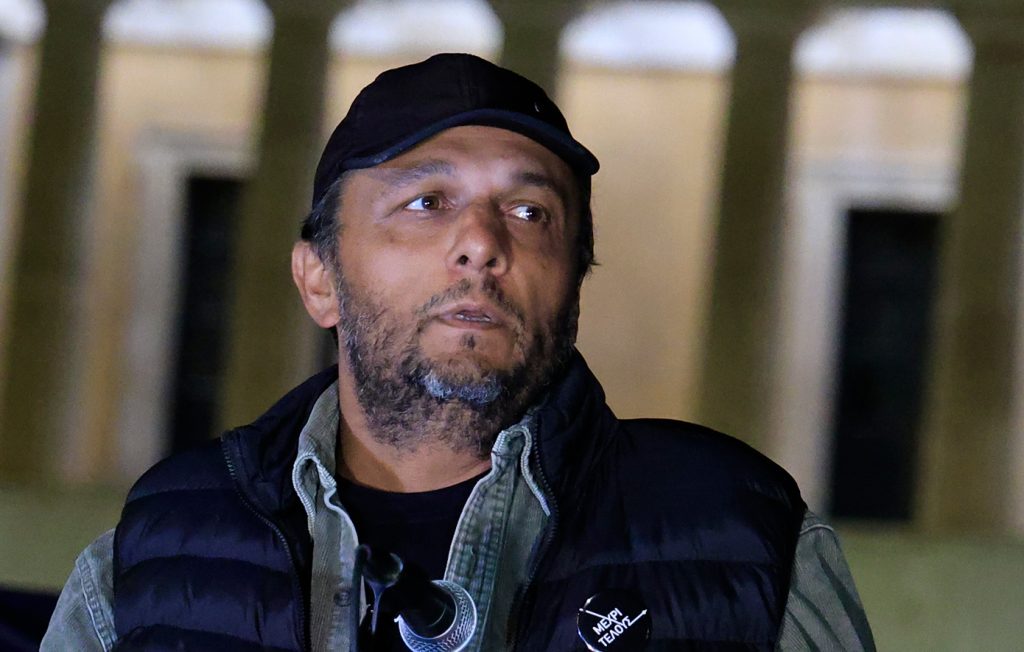 Ζ.Κωνσταντοπούλου: Θυροκολλήθηκε στο γραφείο της η νέα πρόσκληση για την εκταφή του Ν.Ρούτσι