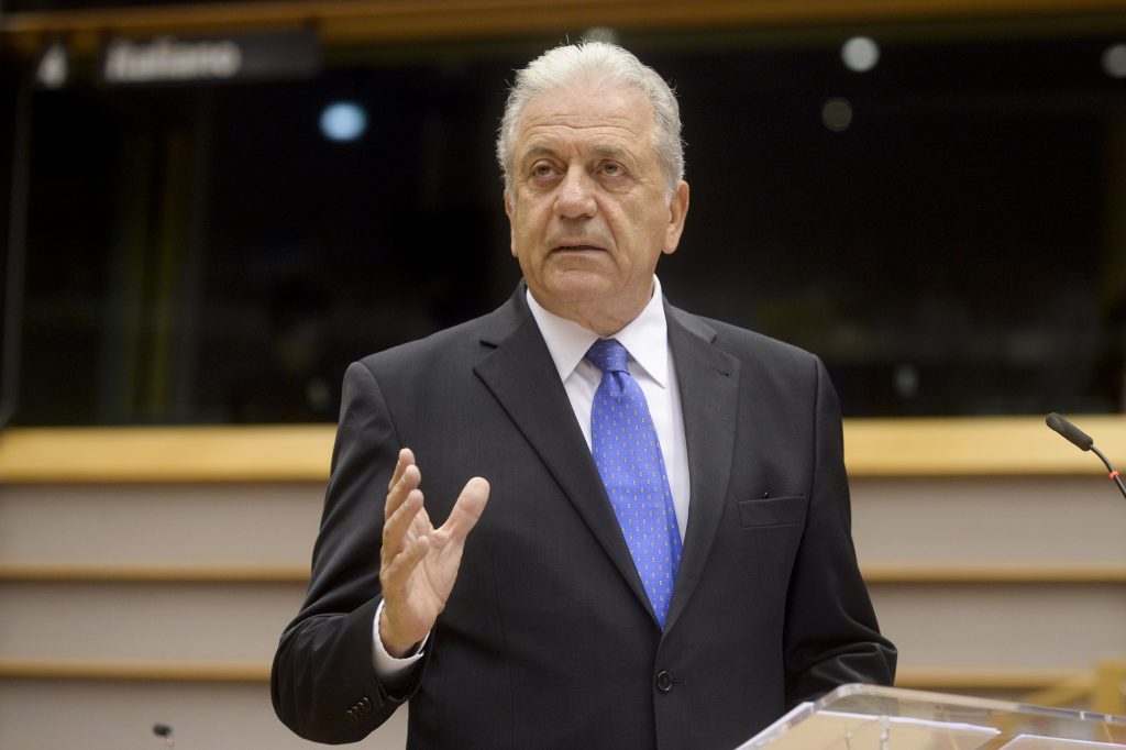 Δ.Αβραμόπουλος για Πάνο Ρούτσι: «Στηρίζω το αίτημά του για εκταφή του παιδιού του – Το ζήτημα δεν είναι πολιτικό»