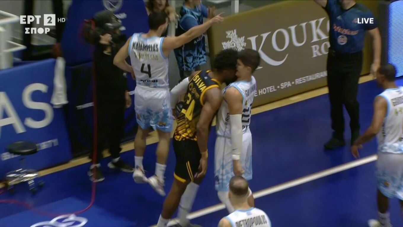 Κρις Σίλβα: Ο σέντερ της ΑΕΚ «ισοπέδωσε» με κουτουλιά παίκτη του Κολοσσού Ρόδου – Δείτε βίντεο