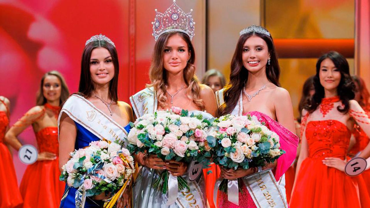 Αναστασία Βένζα: Η απόλυτη θεά – Ποια είναι η 22χρονη καλλονή που κέρδισε στον διαγωνισμό «Miss Russia 2025» (φωτο)