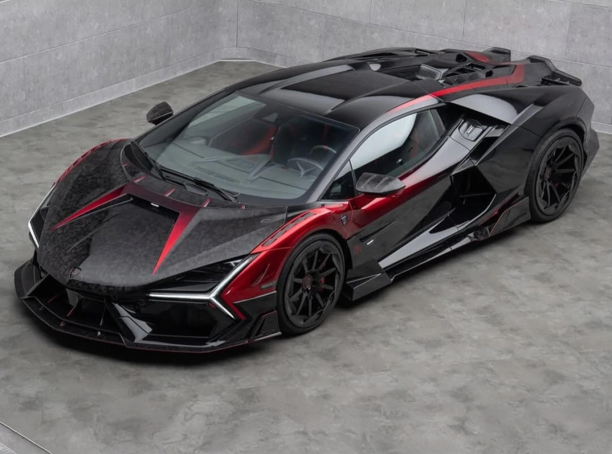 Mansory: Βελτίωσε Lamborghini Revuelto για πιλότο της F1