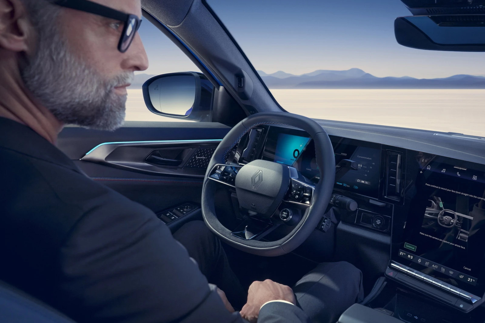 Τι παραπάνω κάνει η κάμερα της Renault στην κολόνα του οδηγού;