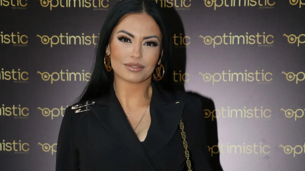 Χώρισε η Δ.Αλεξανδράκη: «Όταν χάνεται η συνεννόηση καλύτερα να σταματάς μία σχέση»