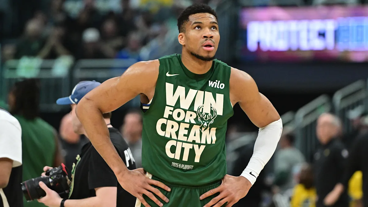 ESPN για Greek Freak: «Οι Μιλγουόκι Μπακς συζήτησαν με τους Νιου Γιορκ Νικς για την ανταλλαγή του»
