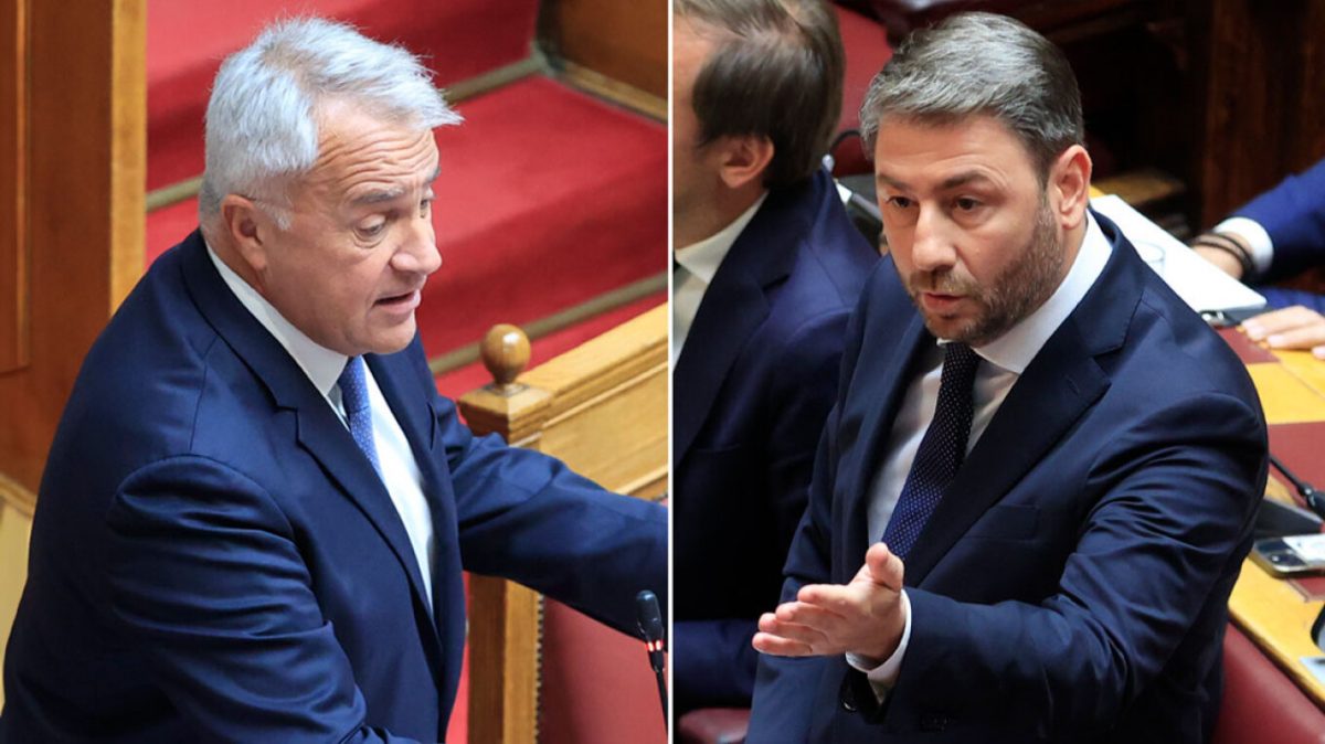 Επίθεση του ΠΑΣΟΚ στις “πηγές” της Νέας Δημοκρατίας: «Μάλλον το έχουν γυρίσει στη stand up comedy»