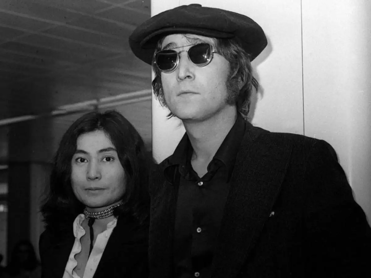 Στο «φως» χαμένη συνέντευξη του Τ.Λένον: Υποστήριζε ότι τον παρακολουθούσε η κυβέρνηση των ΗΠΑ