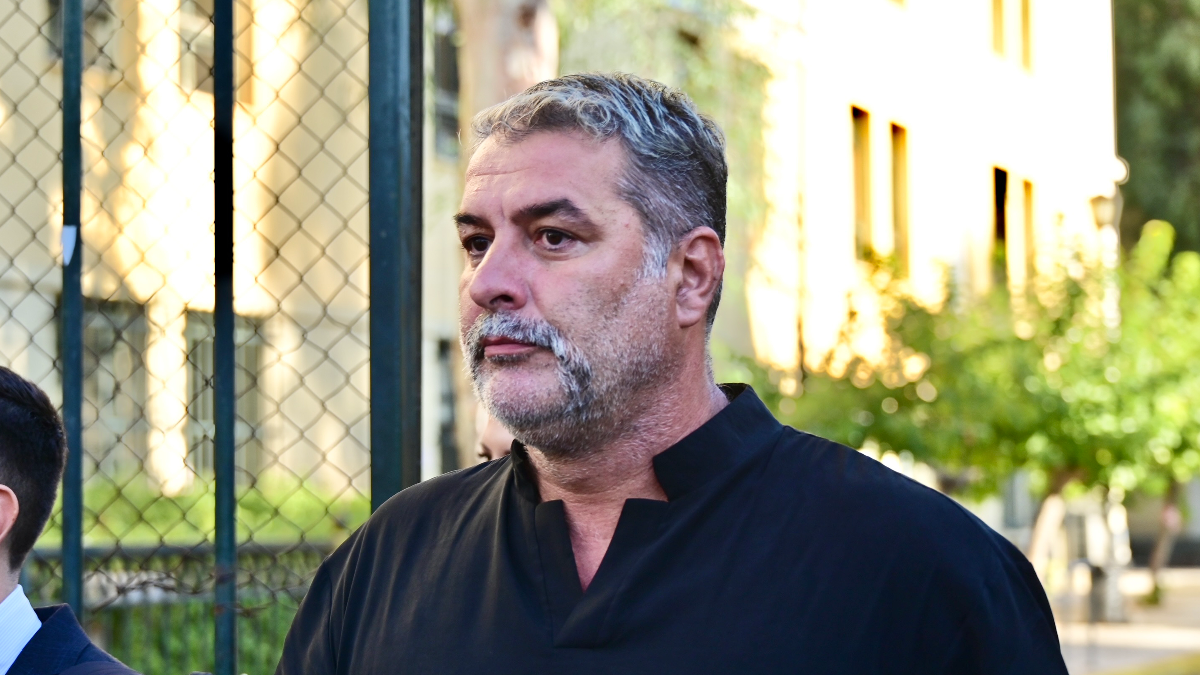 Β.Μπισμπίκης: Διακόπηκε προσωρινά η δίκη του ηθοποιού – Τι ζήτησε