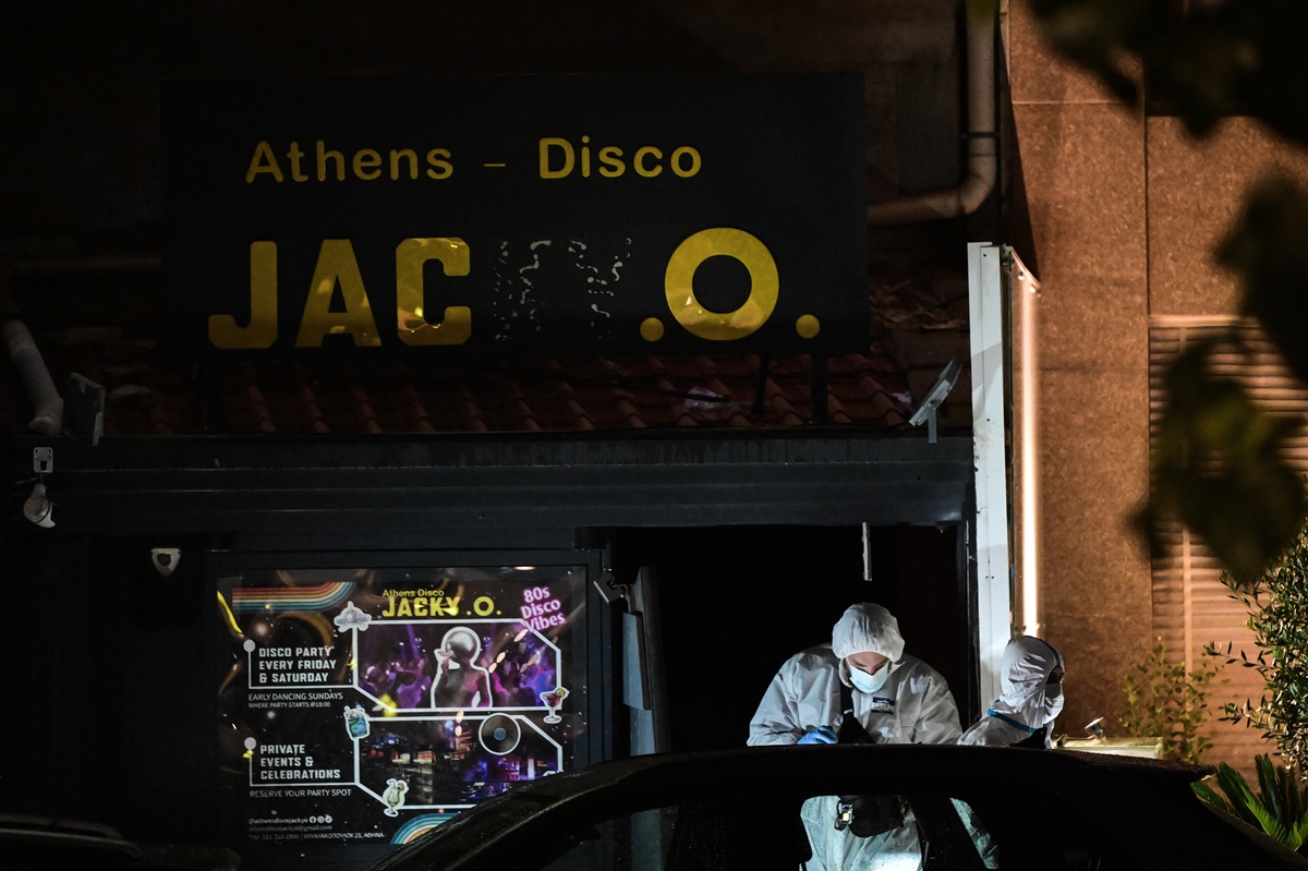 Jacky.O.: Η εμφάνιση του Σ.Γαρδέλη την πρώτη ημέρα της επαναλειτουργίας της ντισκοτέκ πριν από 6 μήνες (βίντεο)