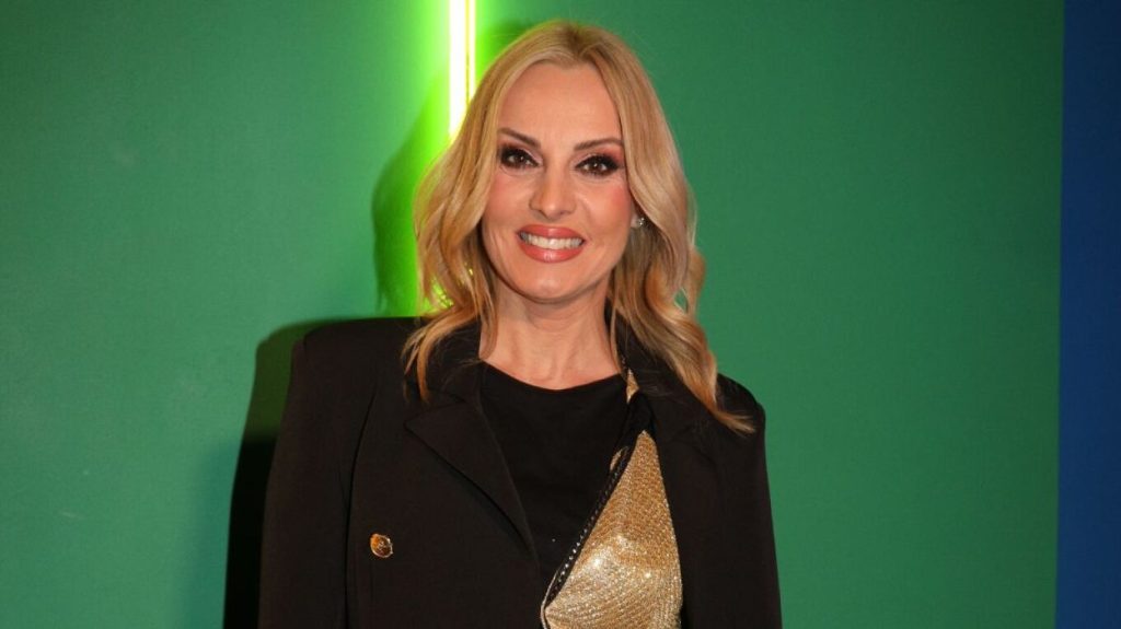 Πέγκυ Ζήνα: H τρυφερή ανάρτηση της τραγουδίστριας για τα γενέθλια της κόρης της – «Ήρθες & μας ολοκλήρωσες» (φωτο)