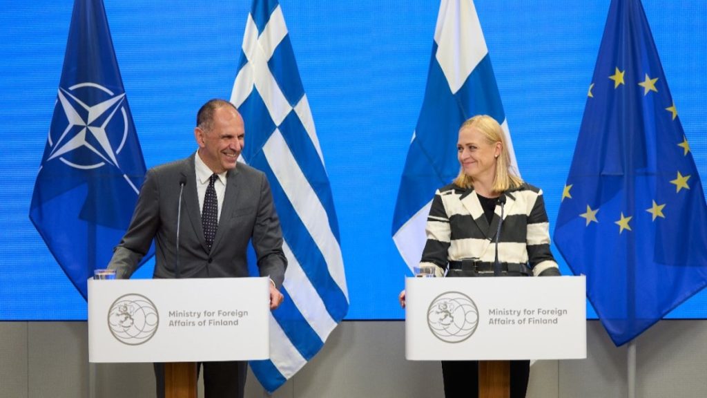 Ο Γ.Γεραπετρίτης διαφωνεί με τον Ν.Τραμπ: «Η Ρωσία να επιστρέψει όλα τα εδάφη στην Ουκρανία» – Πόσο εφικτό είναι;