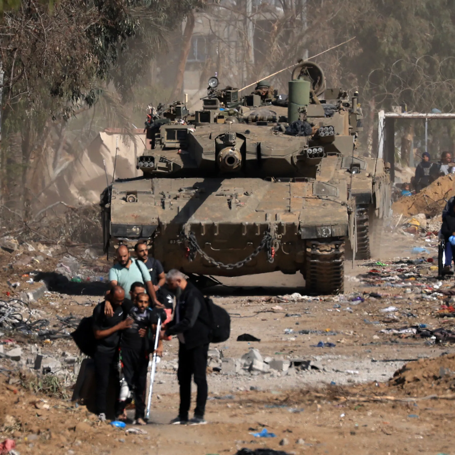 Βίντεο: Ισραηλινά άρματα μάχης έβαλον κατά Παλαιστινίων στη Γάζα παρά την εκκεχειρία