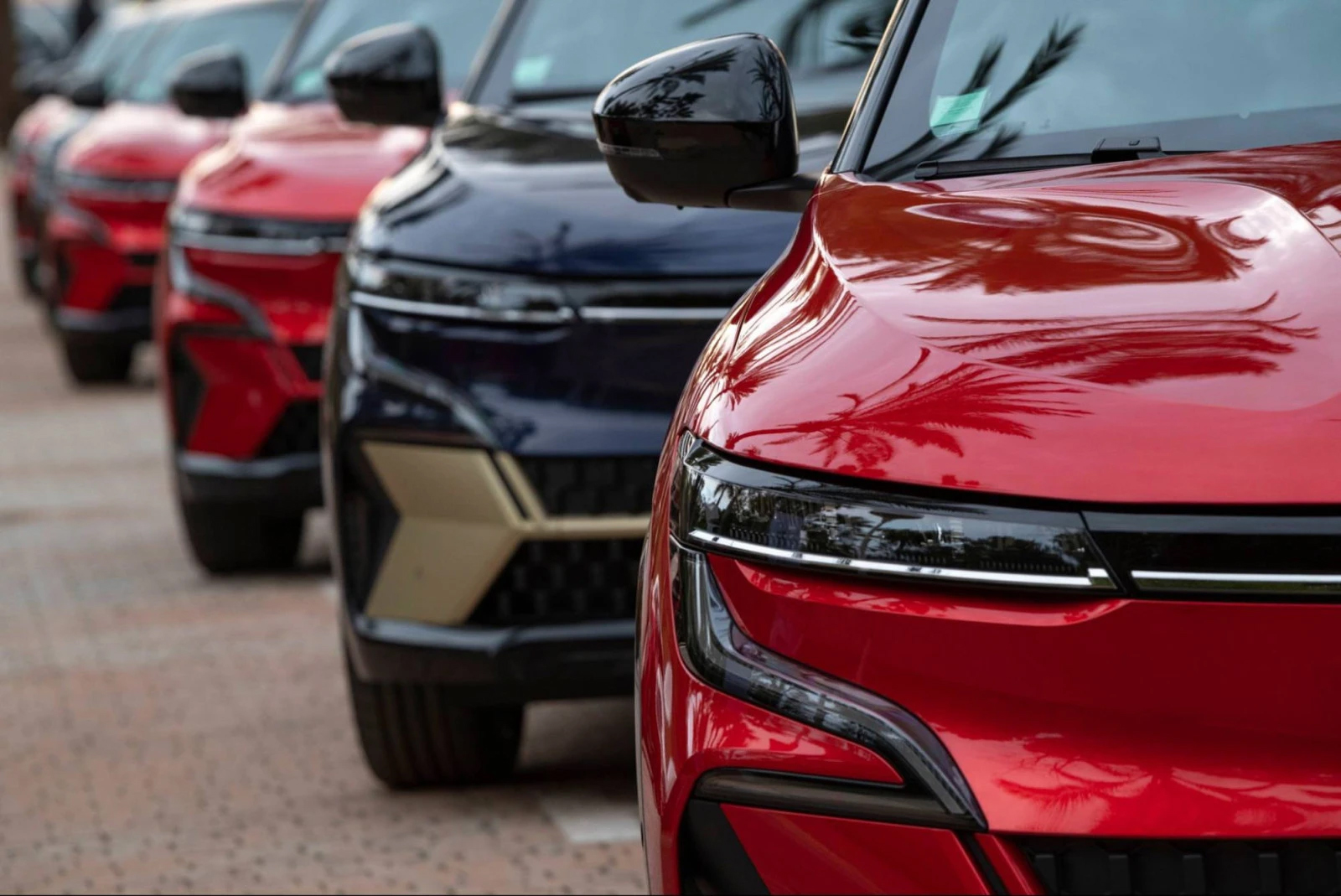 Γερμανία: Η κυβέρνηση επιμένει ηλεκτρικά, αλλά οι καταναλωτές γυρίζουν την πλάτη στην Tesla