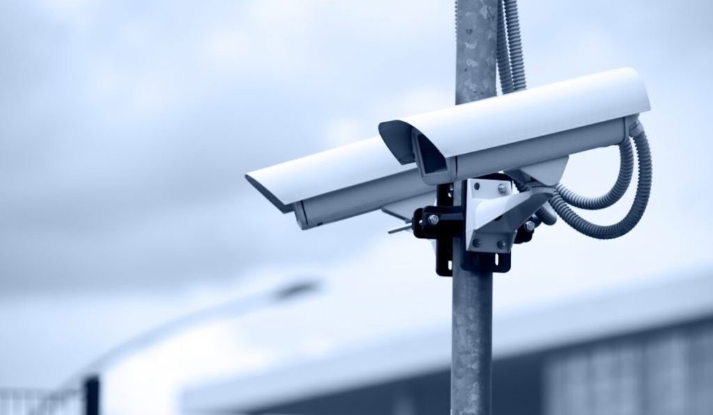 Στο… «περίμενε» για τις «έξυπνες» κάμερες στους δρόμους της Αττικής – Πόσες λειτουργούν τώρα