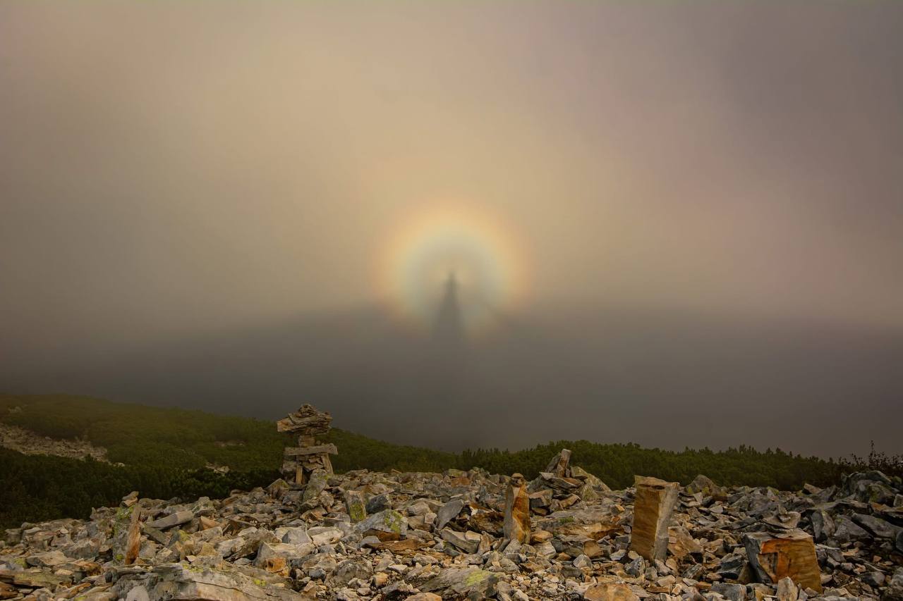 Το φαινόμενο «Φάντασμα του Μπρόκεν» ξαναεμφανίστηκε στα Καρπάθια Όρη (φώτο)